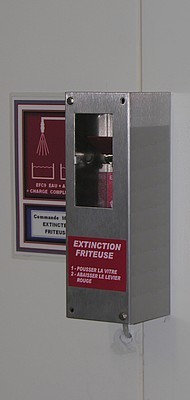 Extincteur  poudre polyvalente - Photo : www.sudaltim.fr